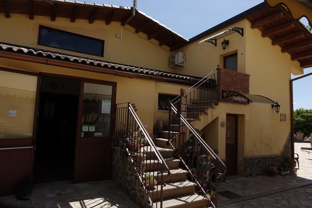 Il Giardino Del Sole Villa อันโญเน บันญี ภายนอก รูปภาพ