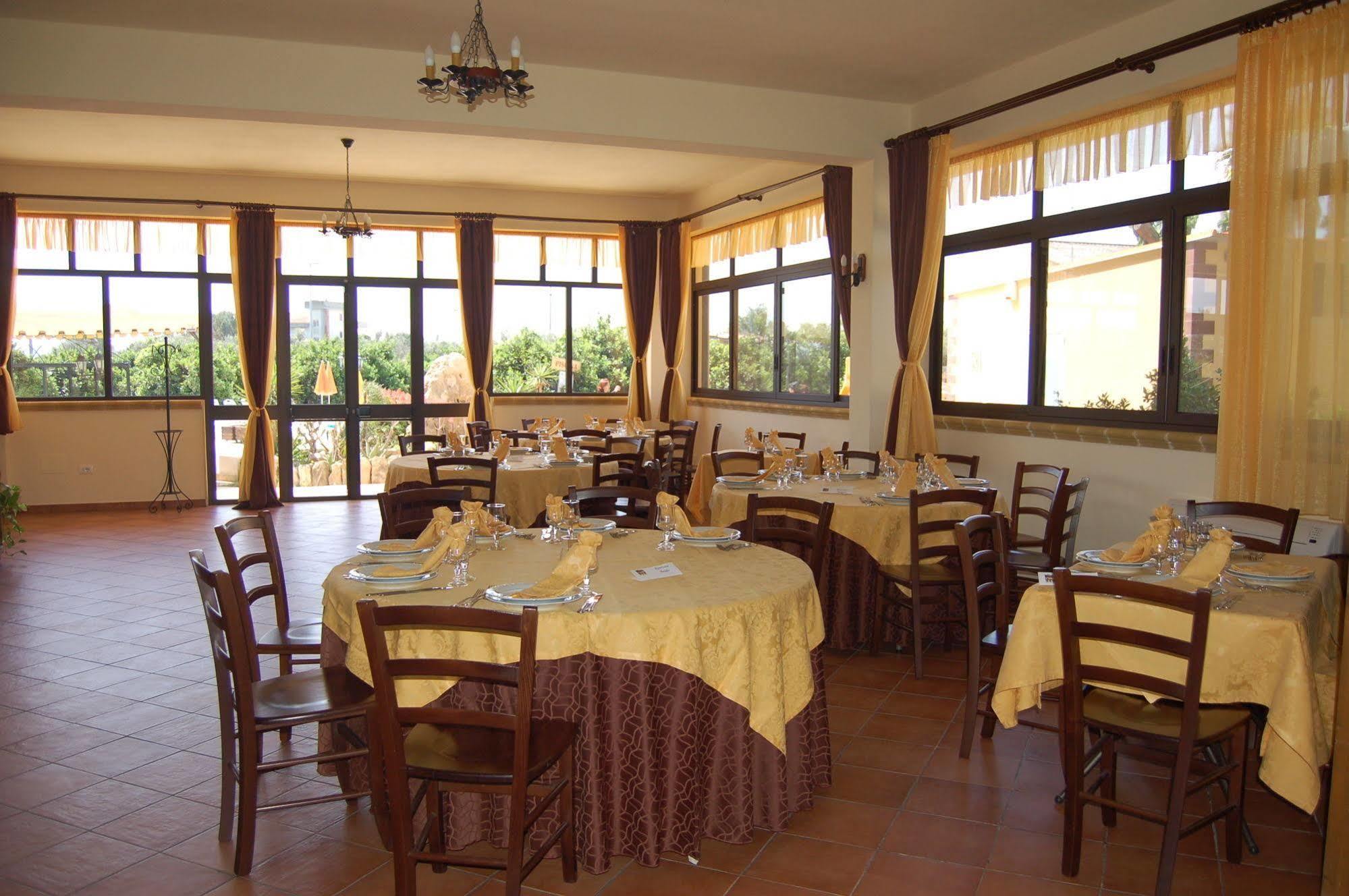 Il Giardino Del Sole Villa อันโญเน บันญี ภายนอก รูปภาพ